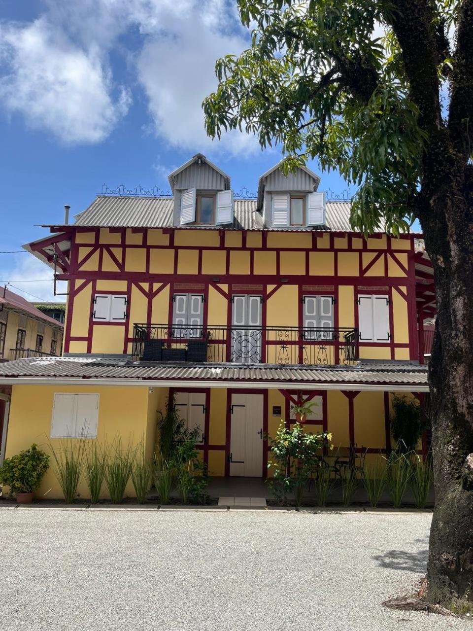 Eclipse Belle Etoile Appart'Hotel Cayenne Exterior photo